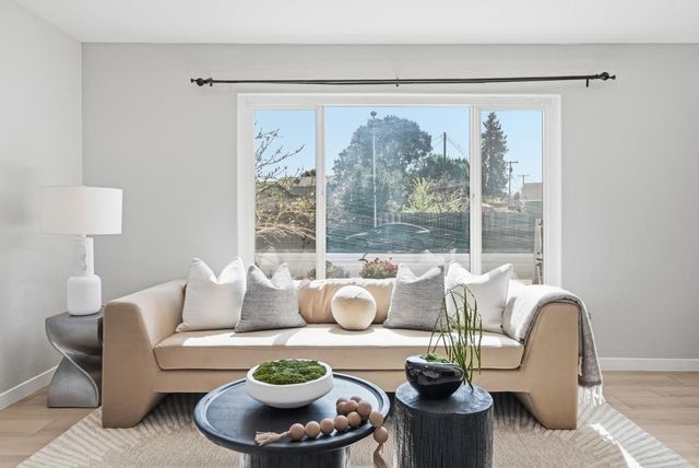 2895 Warburton Avenue, Santa Clara, CA 95051