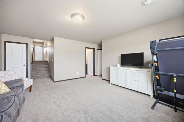 218 5TH Street E, Horace, ND 58047