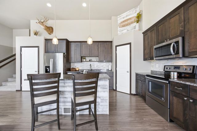 218 5TH Street E, Horace, ND 58047