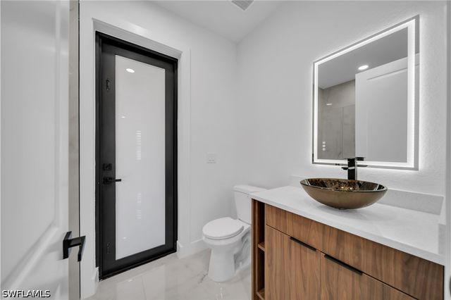 1209 NE 15th TER, Cape Coral, FL 33909