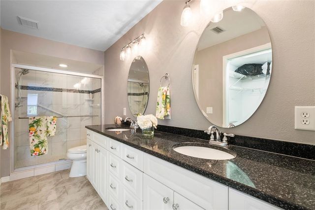 5674 SHEFFIELD GREENE CIRCLE 74, Sarasota, FL 34235