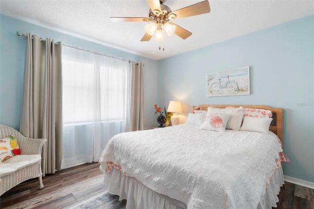 5674 SHEFFIELD GREENE CIRCLE 74, Sarasota, FL 34235