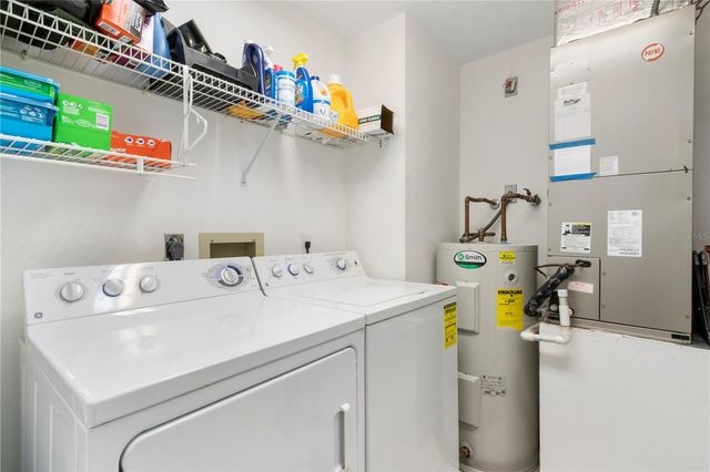 5674 SHEFFIELD GREENE CIRCLE 74, Sarasota, FL 34235