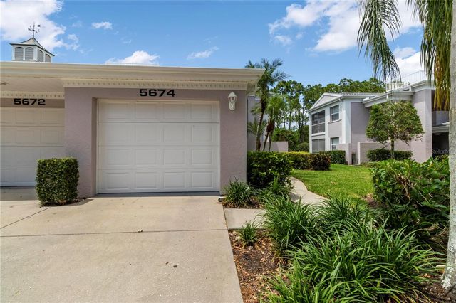 5674 SHEFFIELD GREENE CIRCLE 74, Sarasota, FL 34235