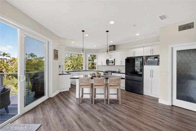 214 Avenida Montalvo 2, San Clemente, CA 92672