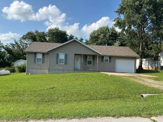 1431 West Commercial St, Buffalo, MO 65622
