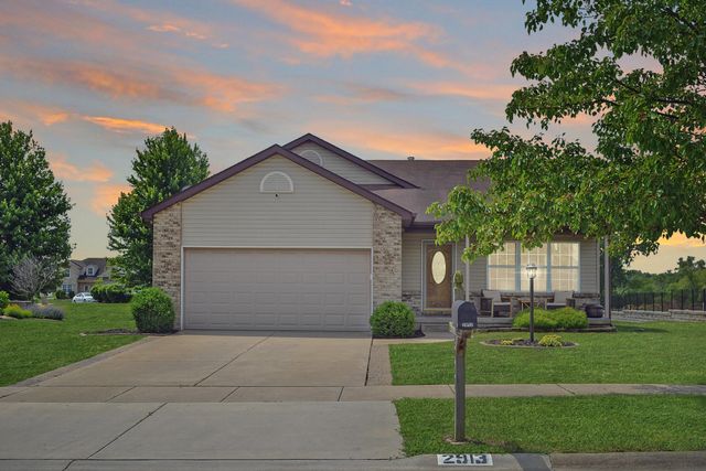 2913 W 84th Place, Merrillville, IN 46410