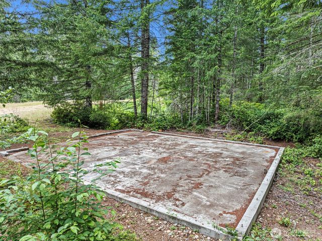 101 NE Smithy Forge Lane, Belfair, WA 98528