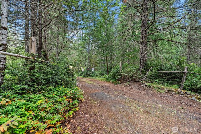 101 NE Smithy Forge Lane, Belfair, WA 98528