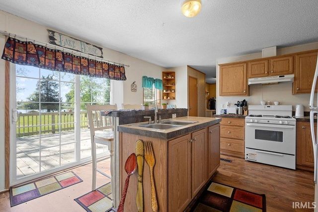 6468 N Bedford Bay Court, Monon, IN 47959