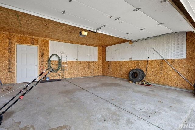 6468 N Bedford Bay Court, Monon, IN 47959