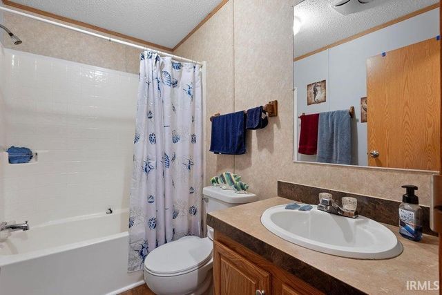 6468 N Bedford Bay Court, Monon, IN 47959