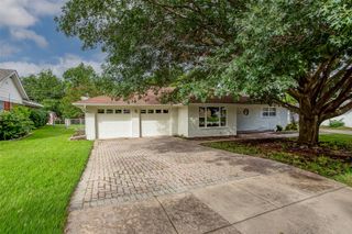 5613 Morley Avenue, Fort Worth, TX 76133