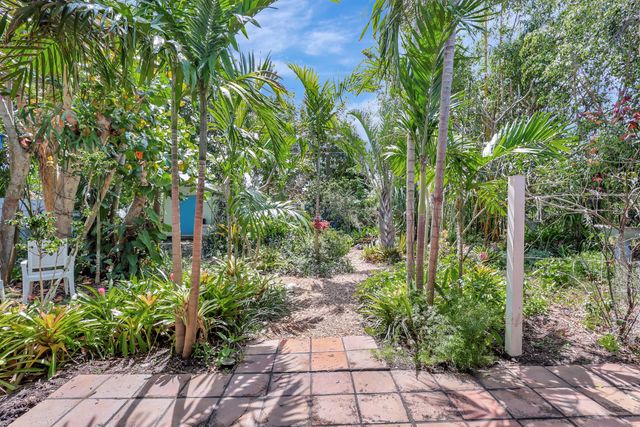 135 Harvard Drive, Lake Worth Beach, FL 33460