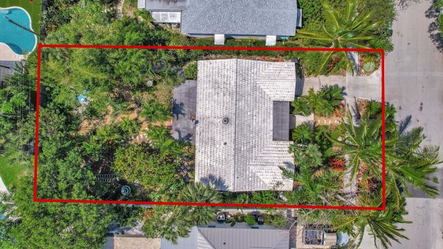 135 Harvard Drive, Lake Worth Beach, FL 33460