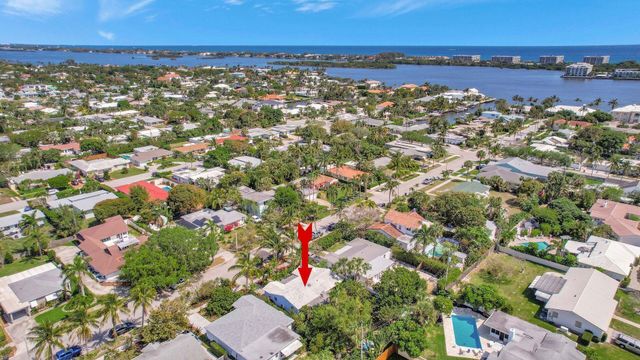 135 Harvard Drive, Lake Worth Beach, FL 33460
