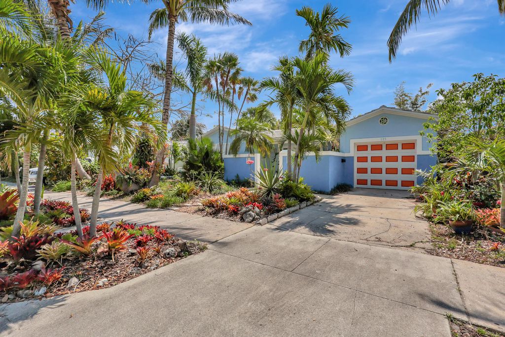 135 Harvard Drive, Lake Worth Beach, FL 33460