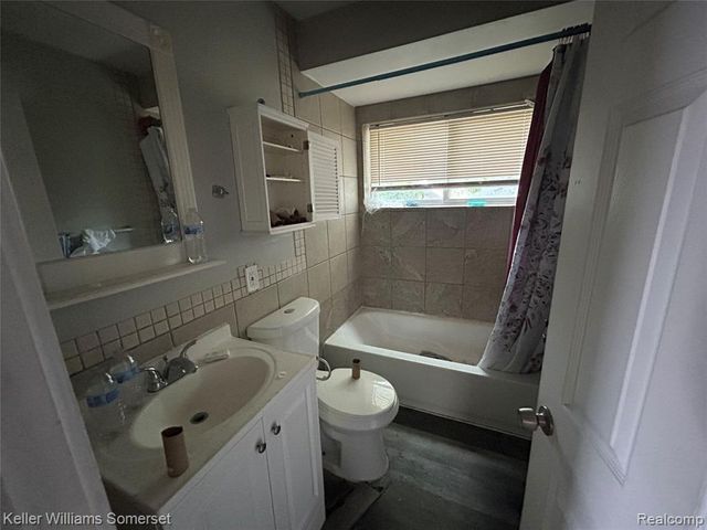 22540 Normandy Avenue, Eastpointe, MI 48021