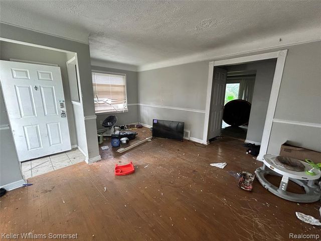22540 Normandy Avenue, Eastpointe, MI 48021