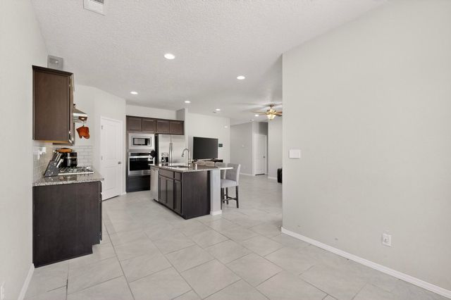 1916 Hubbard Street SE, Albuquerque, NM 87123