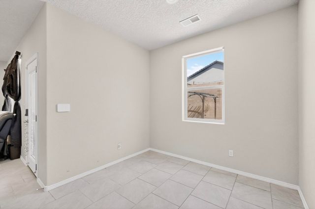 1916 Hubbard Street SE, Albuquerque, NM 87123
