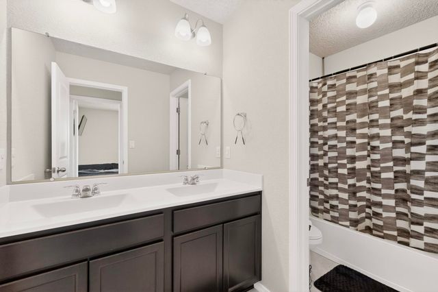 1916 Hubbard Street SE, Albuquerque, NM 87123