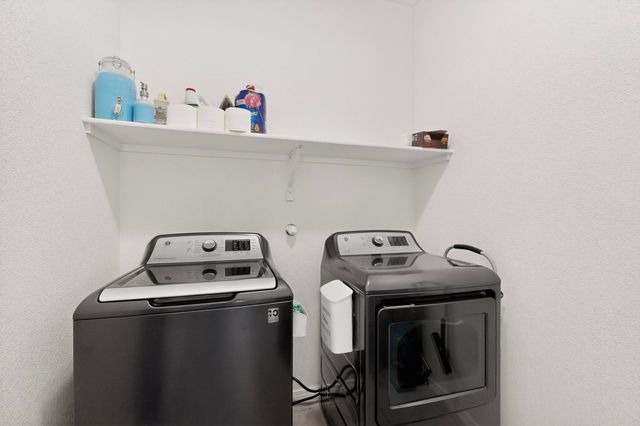 1916 Hubbard Street SE, Albuquerque, NM 87123