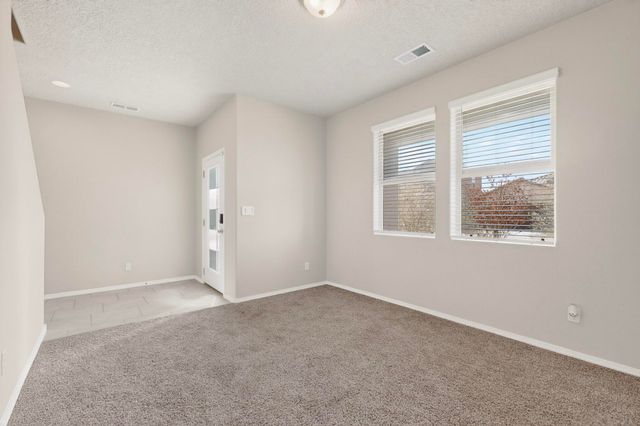 1916 Hubbard Street SE, Albuquerque, NM 87123