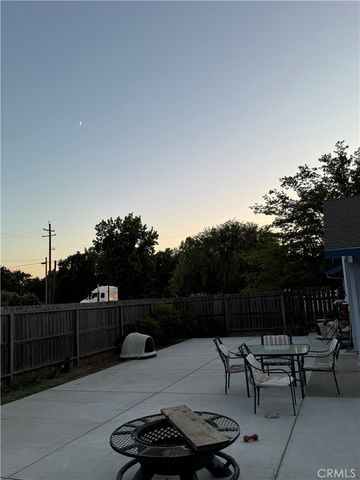 8220 Marek Road, Los Molinos, CA 96055