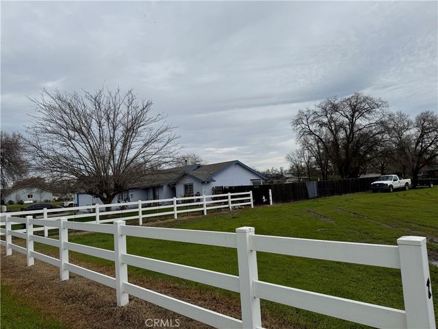 8220 Marek Road, Los Molinos, CA 96055