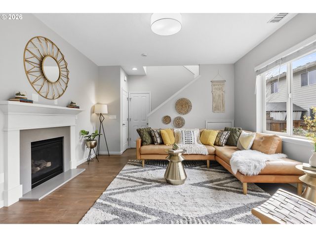 316 Nw CAMP IRELAND St, Hillsboro, OR 97124