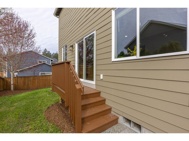 316 Nw CAMP IRELAND St, Hillsboro, OR 97124