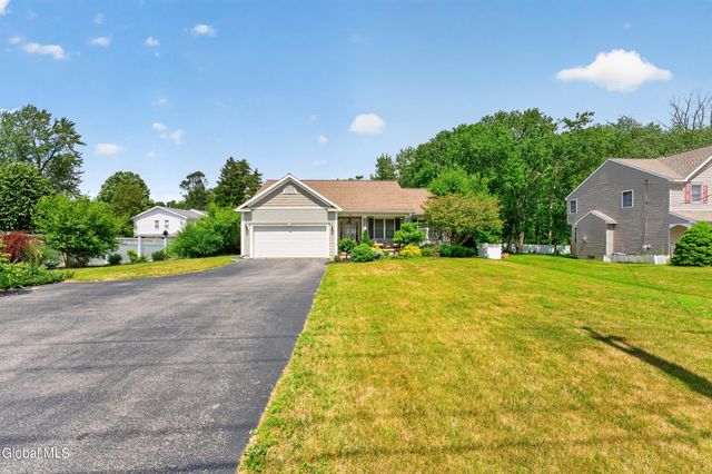 4303 Consaul Road, Niskayuna, NY 12304