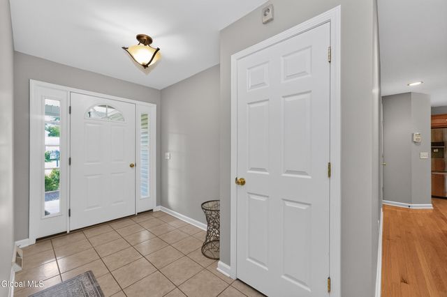 4303 Consaul Road, Niskayuna, NY 12304