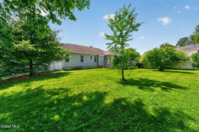 4303 Consaul Road, Niskayuna, NY 12304