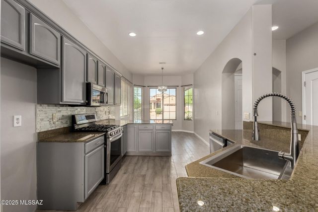 12842 N Westminster Drive, Oro Valley, AZ 85755