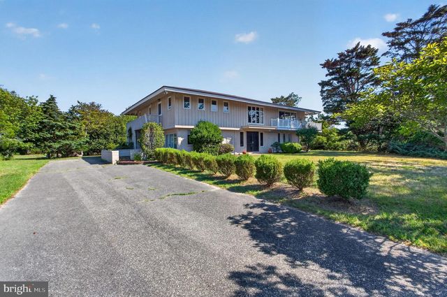 1 TIDEWATERS RD, Rehoboth Beach, DE 19971