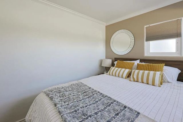 207 C Avenue, Coronado, CA 92118