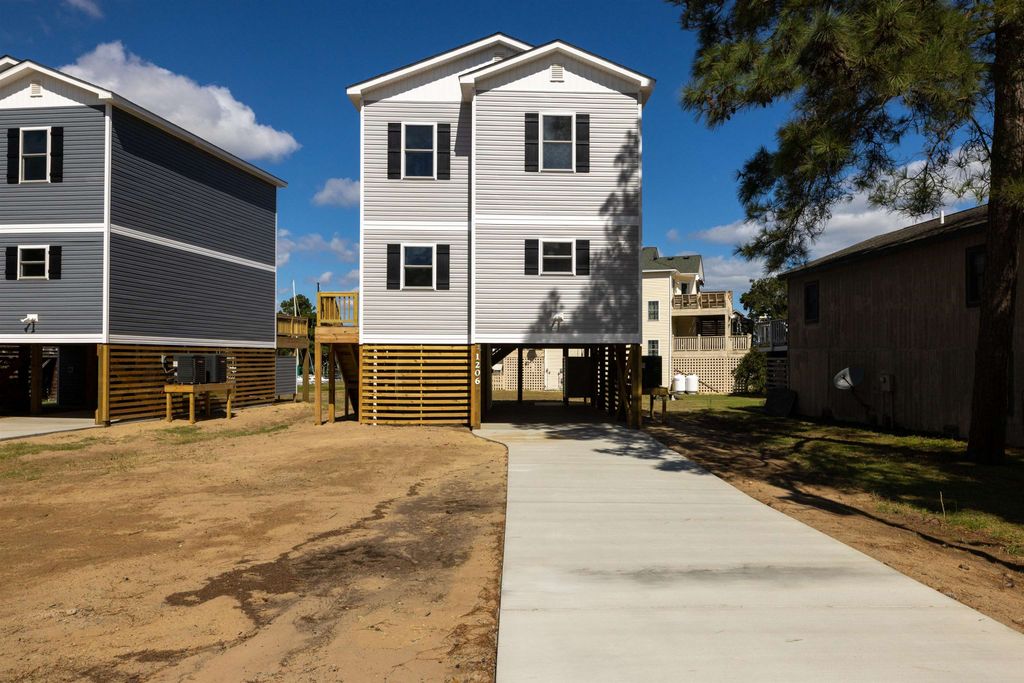 Image 1 of property listing at 1206 Harbour View Drive Lot 50, Kill Devil Hills, NC 27948