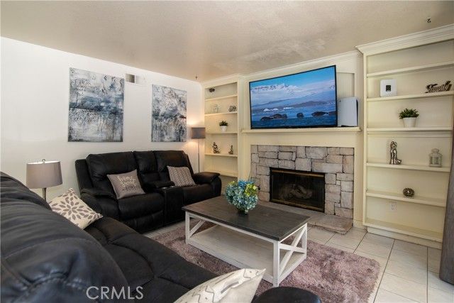 28830 Shadow Valley, Saugus (santa Clarita), CA 91390