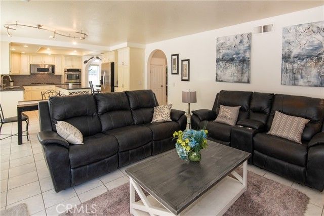 28830 Shadow Valley, Saugus (santa Clarita), CA 91390