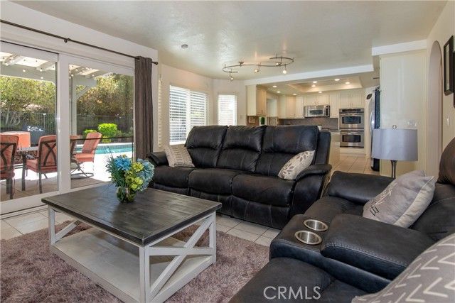 28830 Shadow Valley, Saugus (santa Clarita), CA 91390