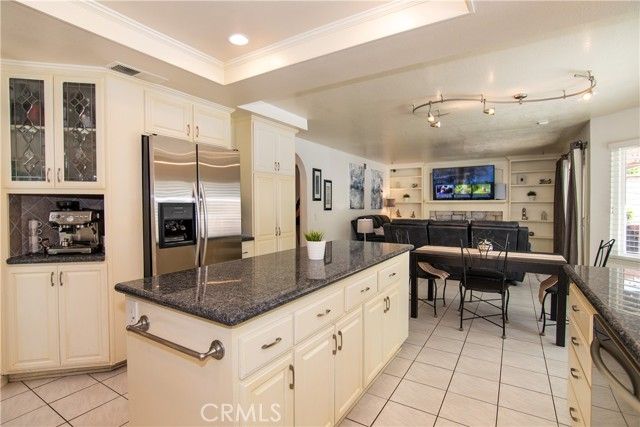 28830 Shadow Valley, Saugus (santa Clarita), CA 91390