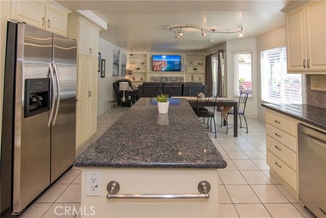 28830 Shadow Valley, Saugus (santa Clarita), CA 91390