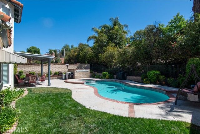28830 Shadow Valley, Saugus (santa Clarita), CA 91390