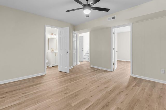 104 Foxfire Court, Summerville, SC 29486