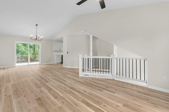 104 Foxfire Court, Summerville, SC 29486