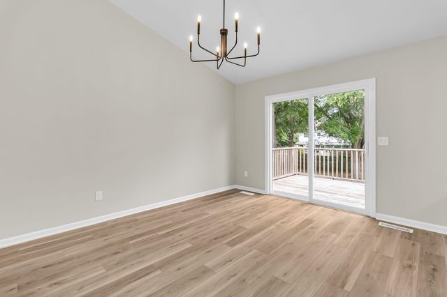 104 Foxfire Court, Summerville, SC 29486
