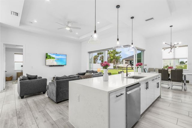 300 CHIQUITA BOULEVARD N, Cape Coral, FL 33993