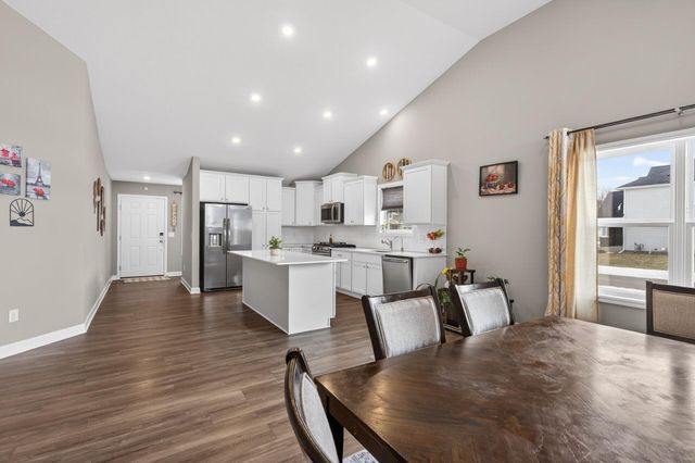 18693 Hamel Drive, Lakeville, MN 55044